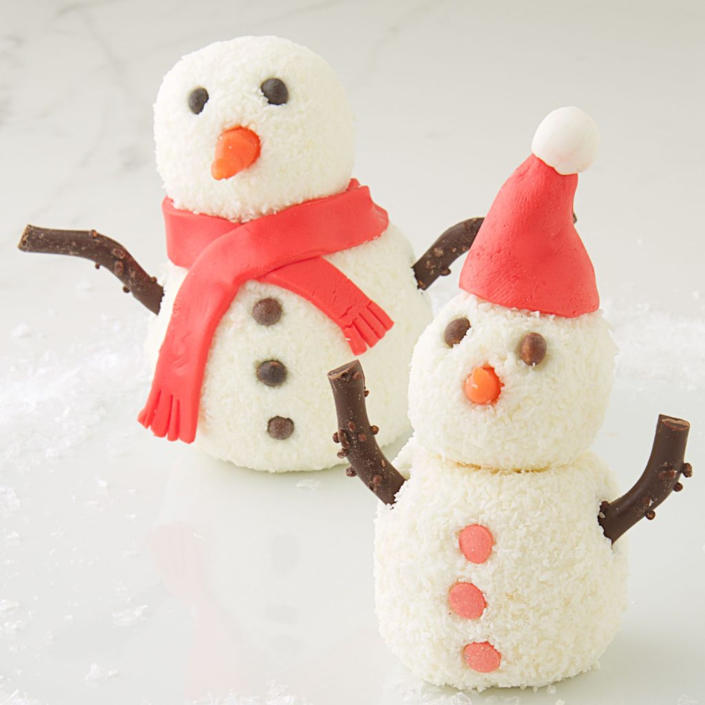Island snowmen with Picandou