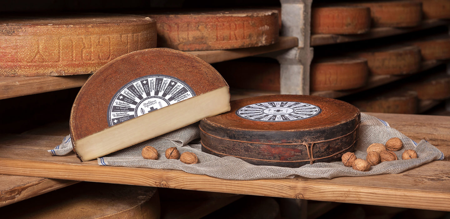Fromagerie Moleson_caves_Vacherin sangle