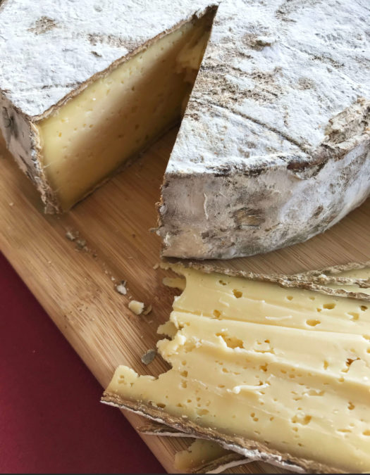 tomme des croquants aux noix meaning